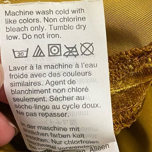 Madewell Vintage Gold Velvet Butterfly Short Sleeve Top - Picture 13 of 13